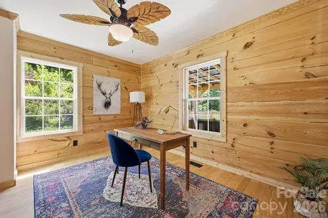 17 Northside Drive Asheville NC 28804