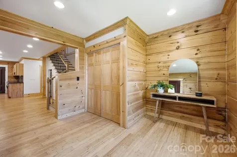 17 Northside Drive Asheville NC 28804