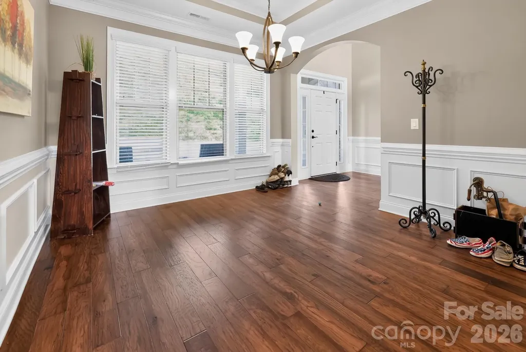1016 Kara Court Matthews NC 28104