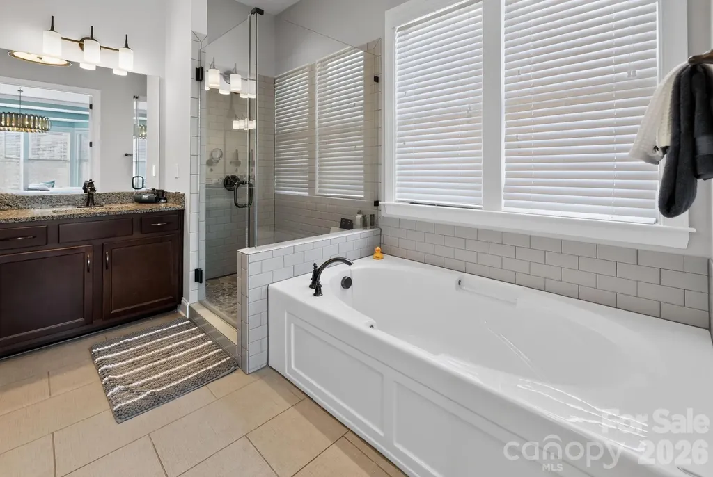 1016 Kara Court Matthews NC 28104