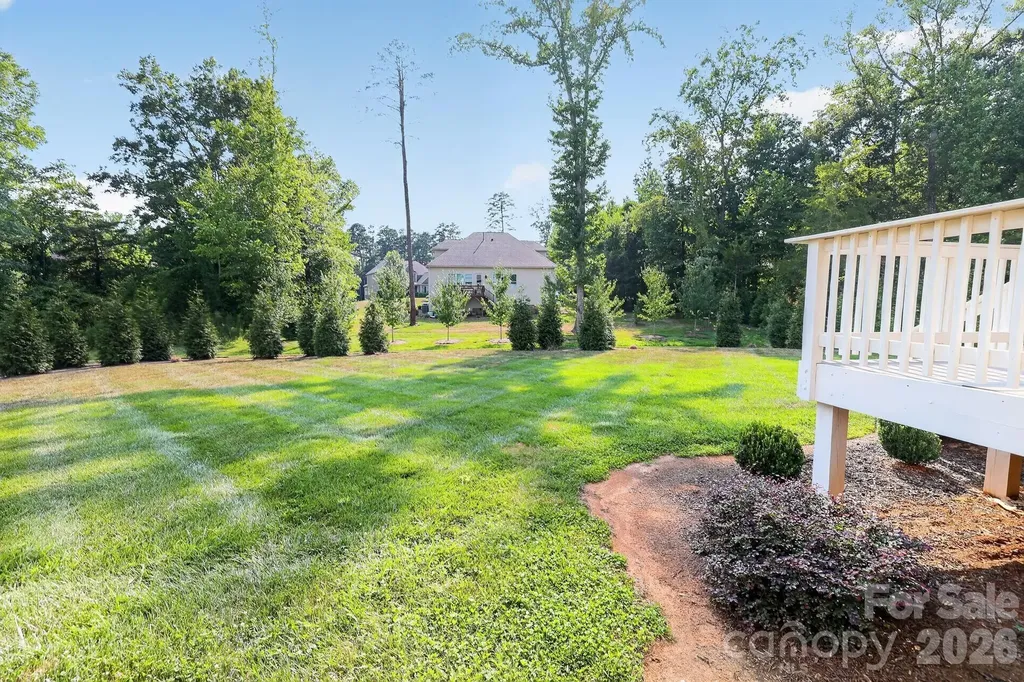 1016 Kara Court Matthews NC 28104