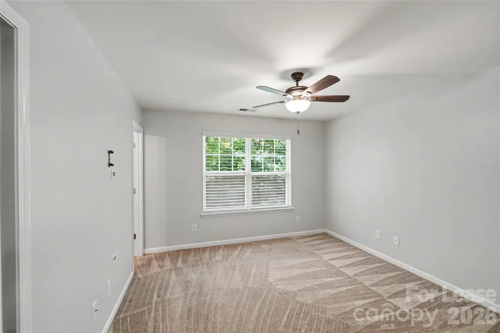 13983 Singleleaf Lane Charlotte NC 28278