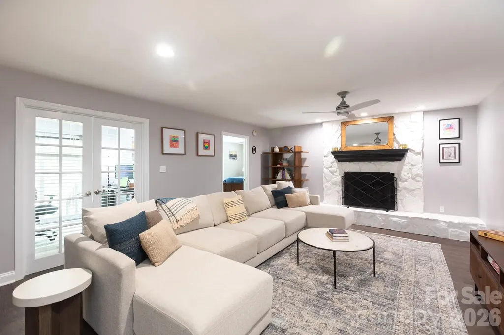 3011 Lauren Glen Road Charlotte NC 28226