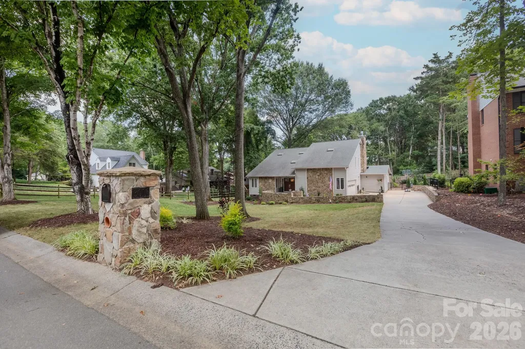 3011 Lauren Glen Road Charlotte NC 28226