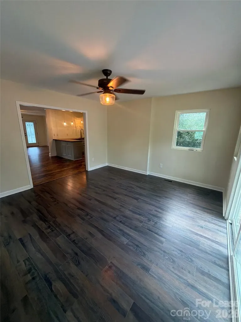 205 W Nims Avenue Mount Holly NC 28120