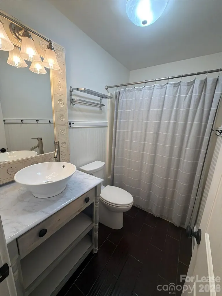 205 W Nims Avenue Mount Holly NC 28120