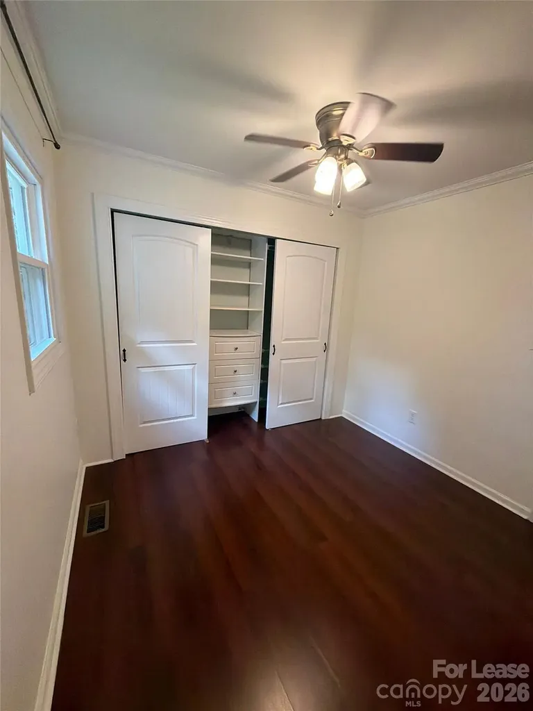 205 W Nims Avenue Mount Holly NC 28120