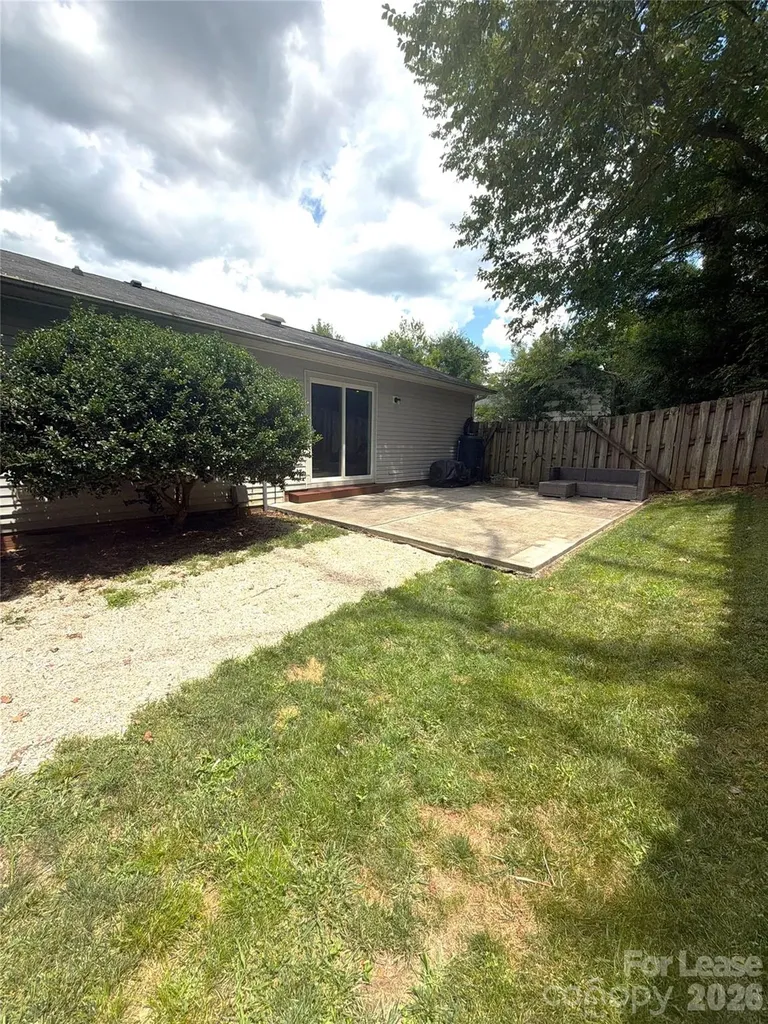 205 W Nims Avenue Mount Holly NC 28120