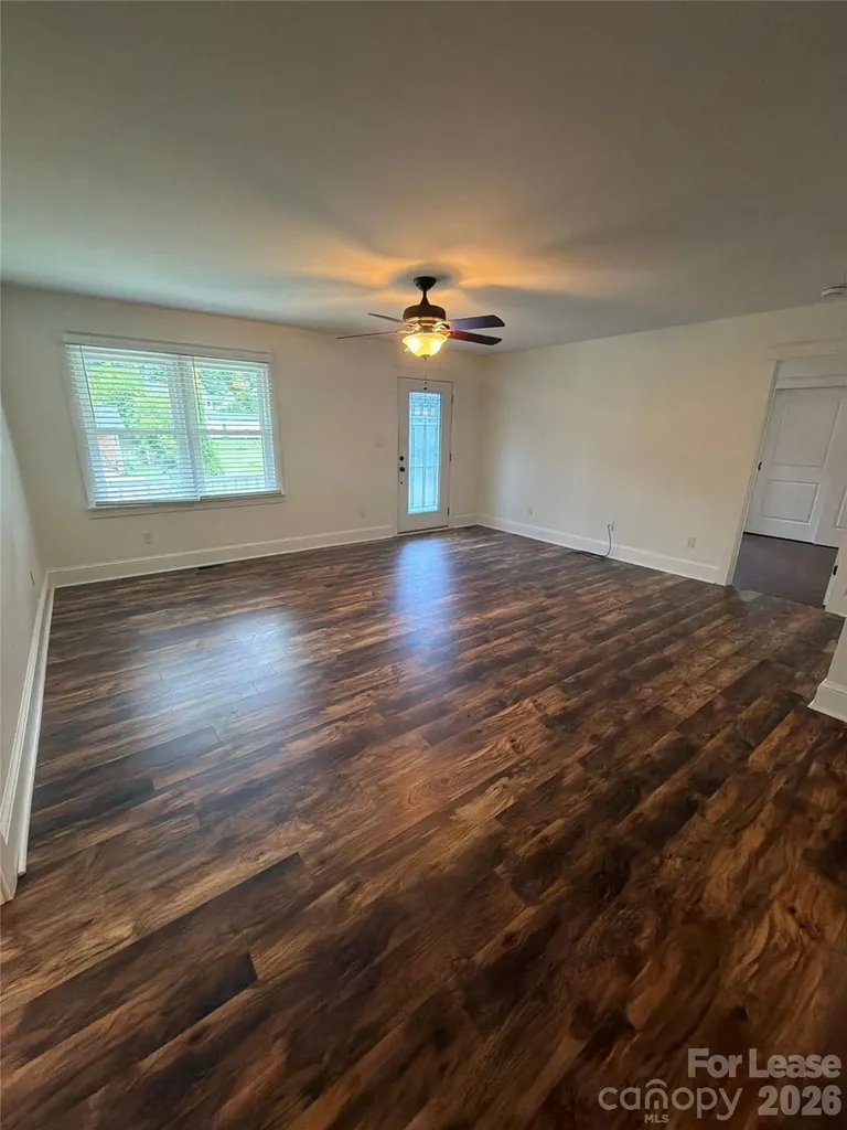 205 W Nims Avenue Mount Holly NC 28120