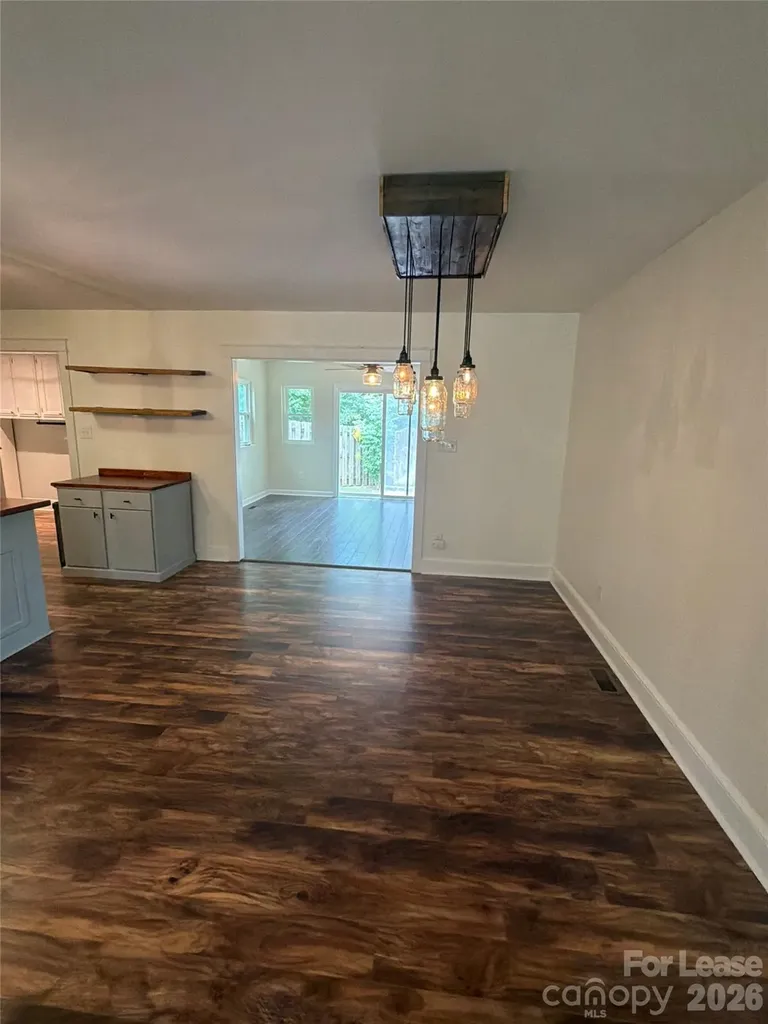 205 W Nims Avenue Mount Holly NC 28120