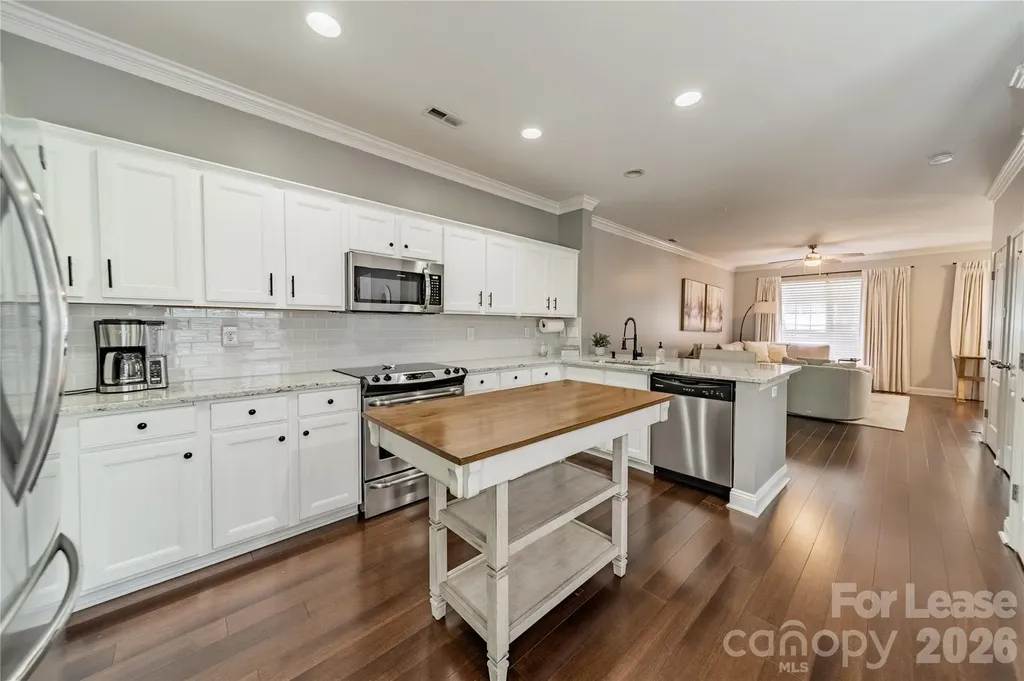 419 Hurston Circle Charlotte NC 28208
