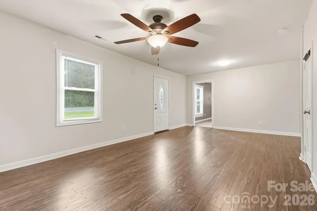 192 Flower House Loop Troutman NC 28166