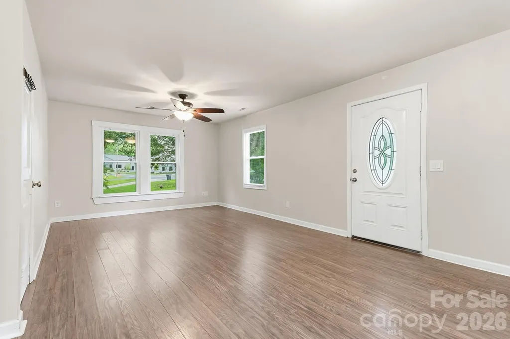 192 Flower House Loop Troutman NC 28166