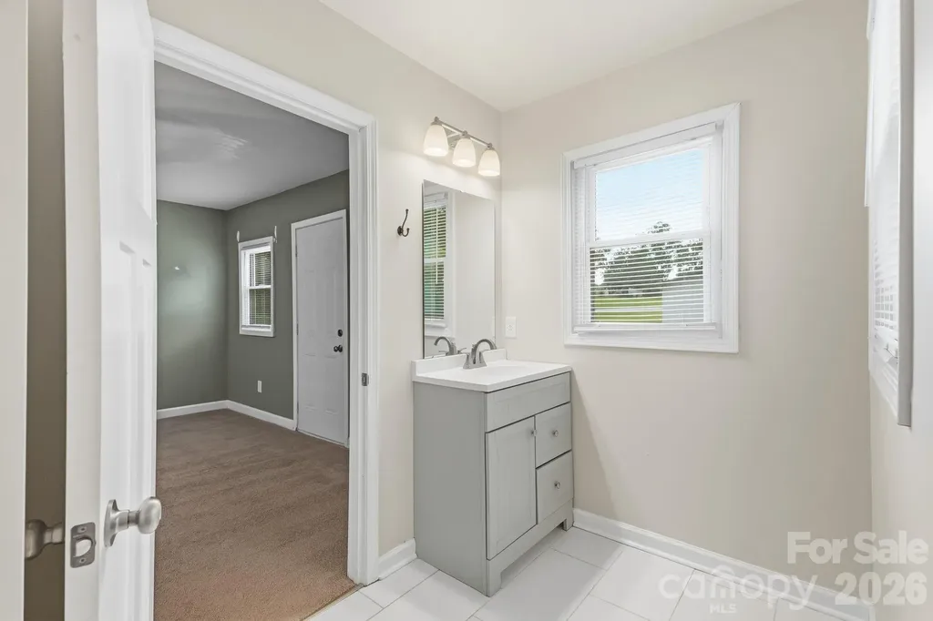 192 Flower House Loop Troutman NC 28166