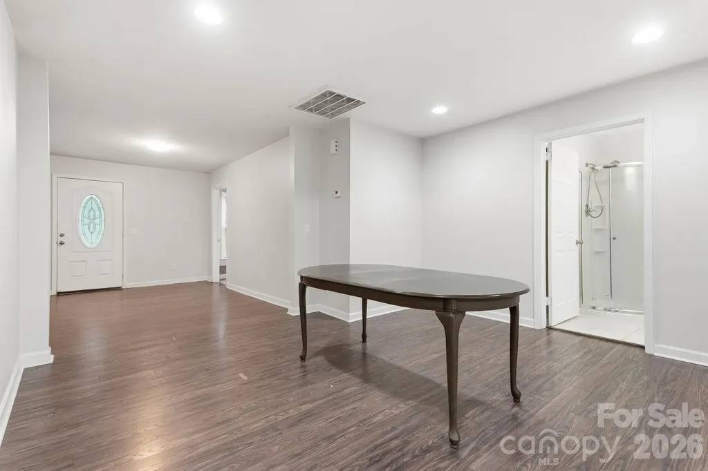 192 Flower House Loop Troutman NC 28166