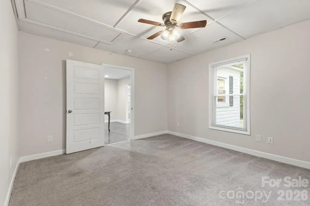 192 Flower House Loop Troutman NC 28166