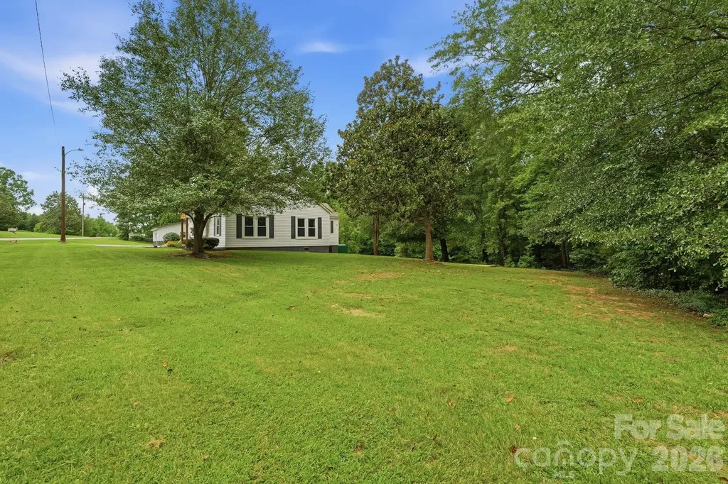 192 Flower House Loop Troutman NC 28166