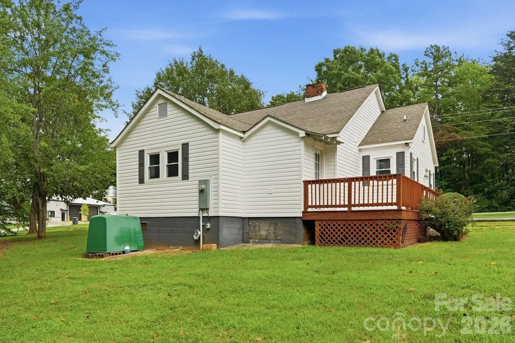 192 Flower House Loop Troutman NC 28166