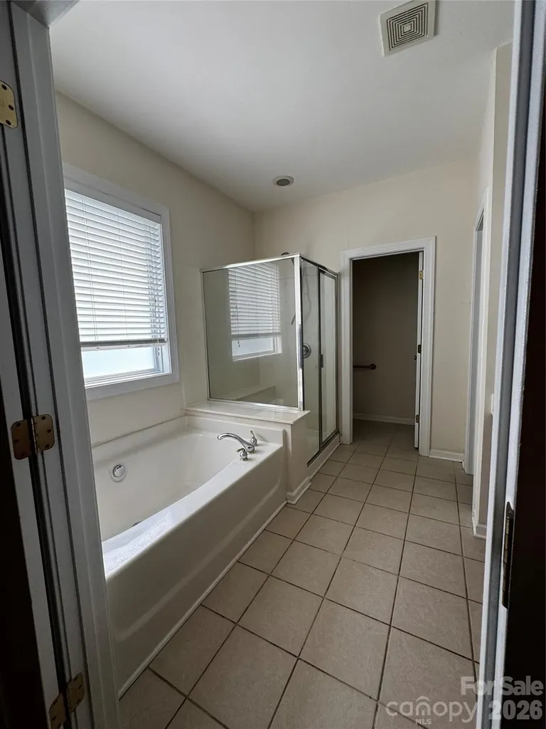 6111 Maple Leaf Avenue Harrisburg NC 28075