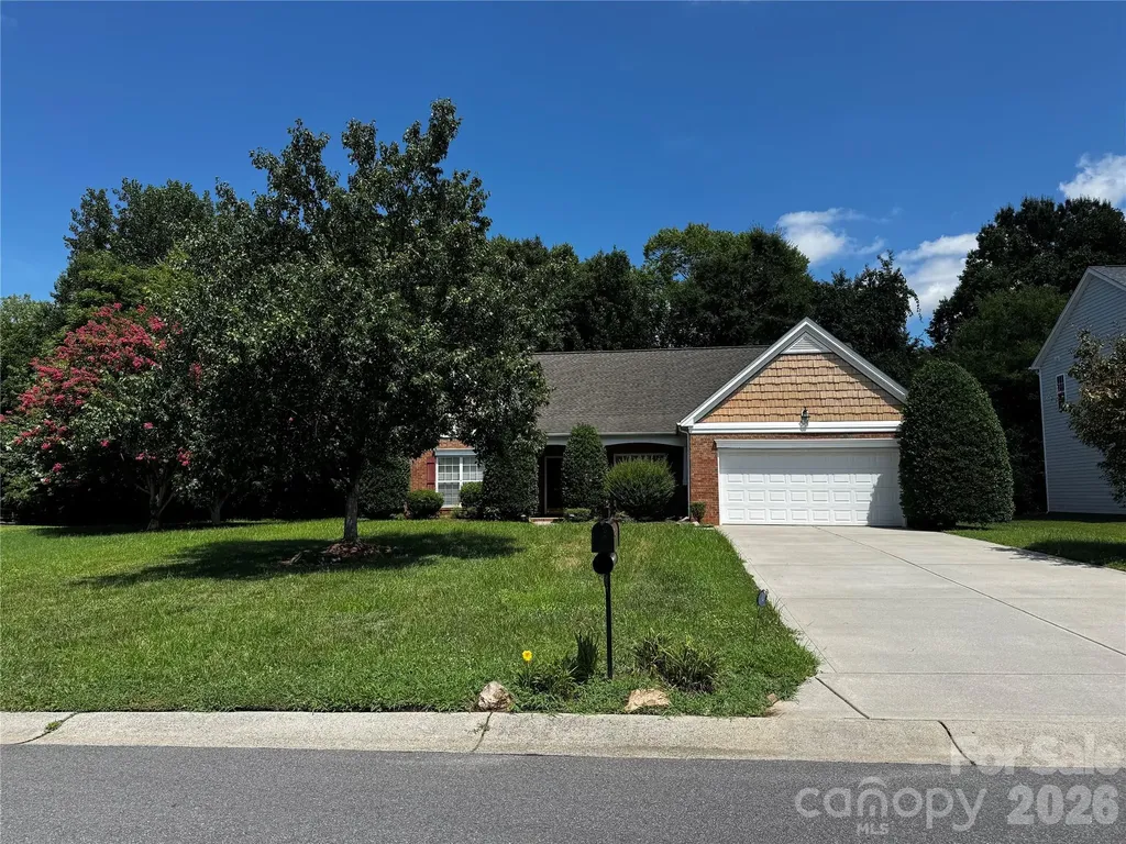 6111 Maple Leaf Avenue Harrisburg NC 28075