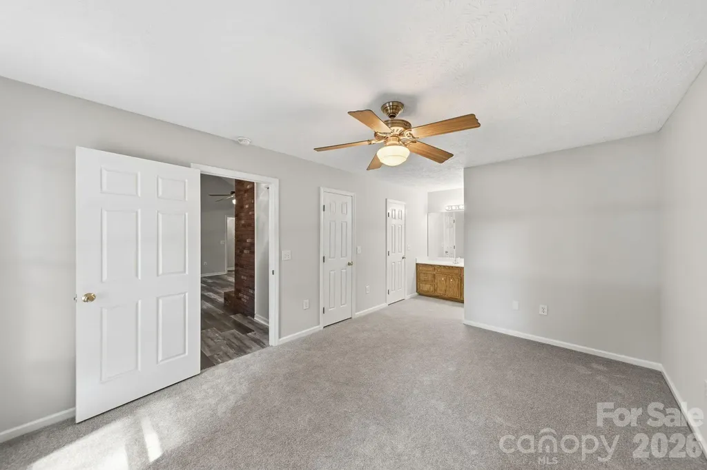617 Autumn Drive Harrisburg NC 28075