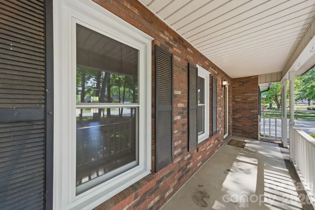617 Autumn Drive Harrisburg NC 28075