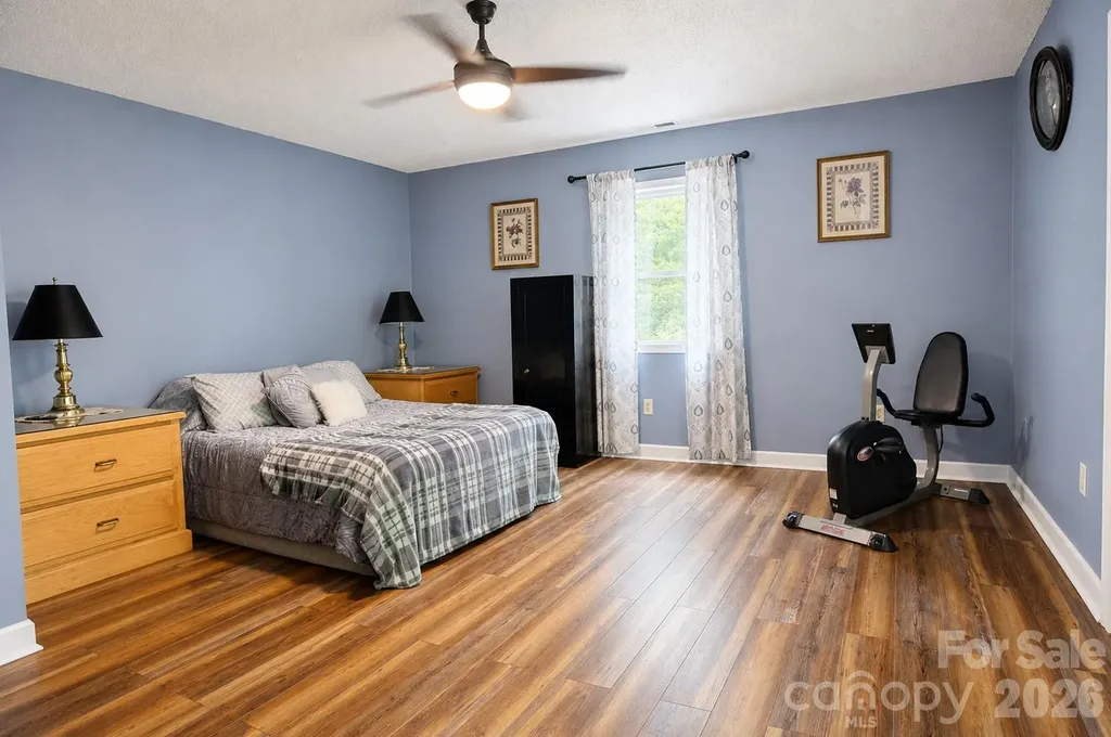 47 Caribou Lane Burnsville NC 28714
