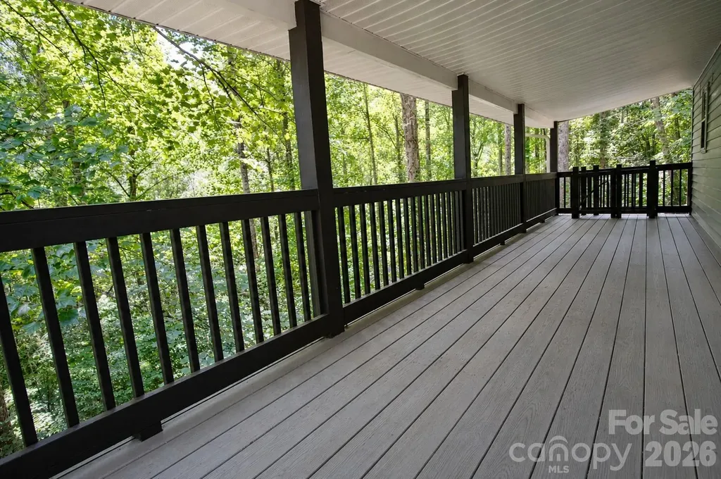 47 Caribou Lane Burnsville NC 28714