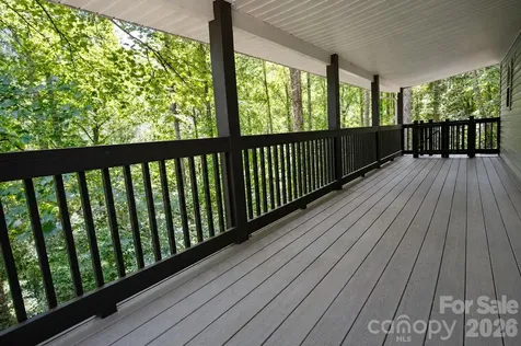 47 Caribou Lane Burnsville NC 28714