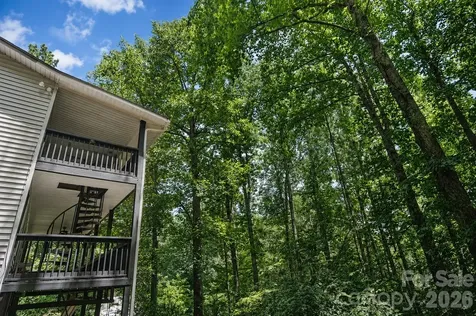 47 Caribou Lane Burnsville NC 28714