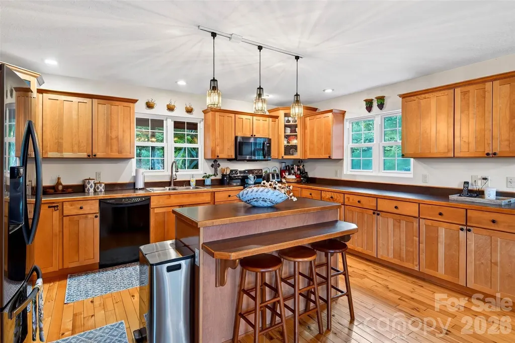 108 High Lake Drive Nebo NC 28761