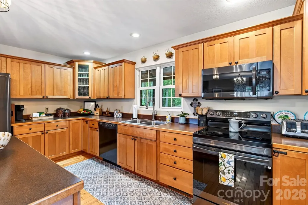 108 High Lake Drive Nebo NC 28761