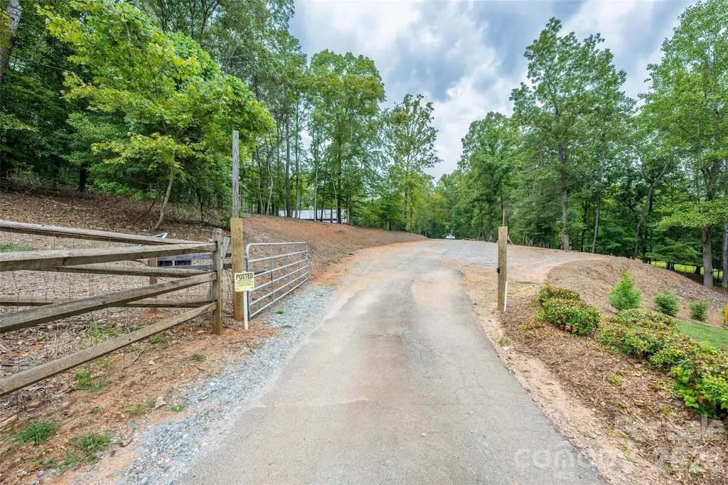1150 Whispering Winds Drive Catawba NC 28609