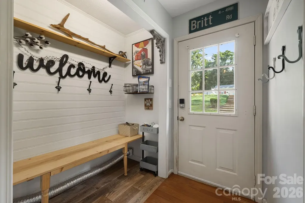 318 Sharon Avenue NW Lenoir NC 28645