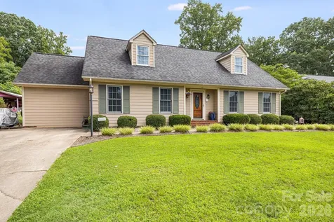 318 Sharon Avenue NW Lenoir NC 28645