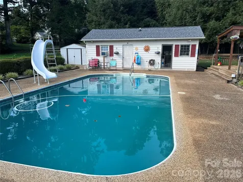 318 Sharon Avenue NW Lenoir NC 28645