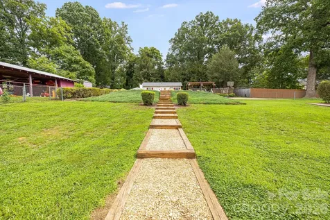 318 Sharon Avenue NW Lenoir NC 28645