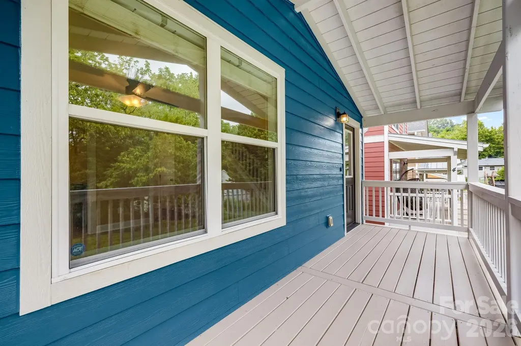2 Cottage Cove Lane Asheville NC 28803