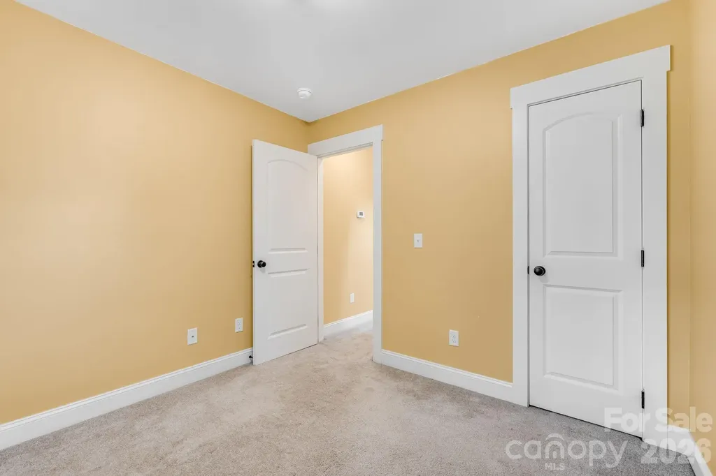 2 Cottage Cove Lane Asheville NC 28803