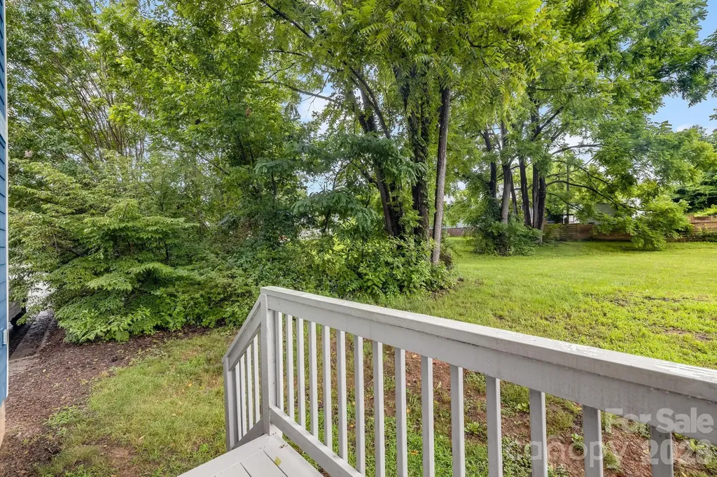 2 Cottage Cove Lane Asheville NC 28803