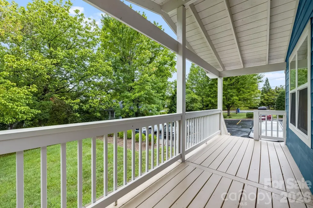 2 Cottage Cove Lane Asheville NC 28803