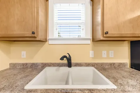 2 Cottage Cove Lane Asheville NC 28803
