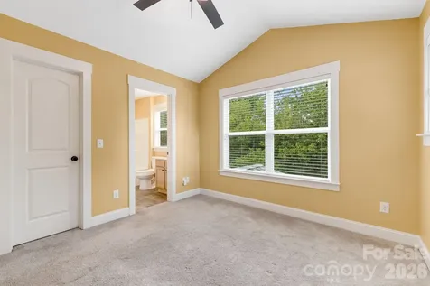 2 Cottage Cove Lane Asheville NC 28803