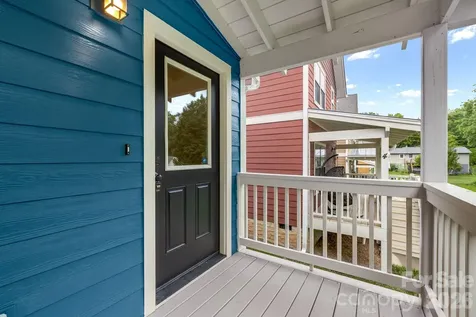 2 Cottage Cove Lane Asheville NC 28803