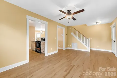2 Cottage Cove Lane Asheville NC 28803