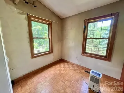 105 Chestnut Hill Road Black Mountain NC 28711