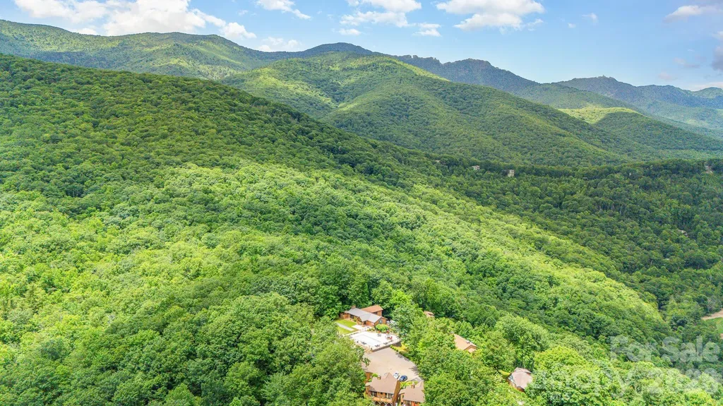 508 Over Look Drive Burnsville NC 28714