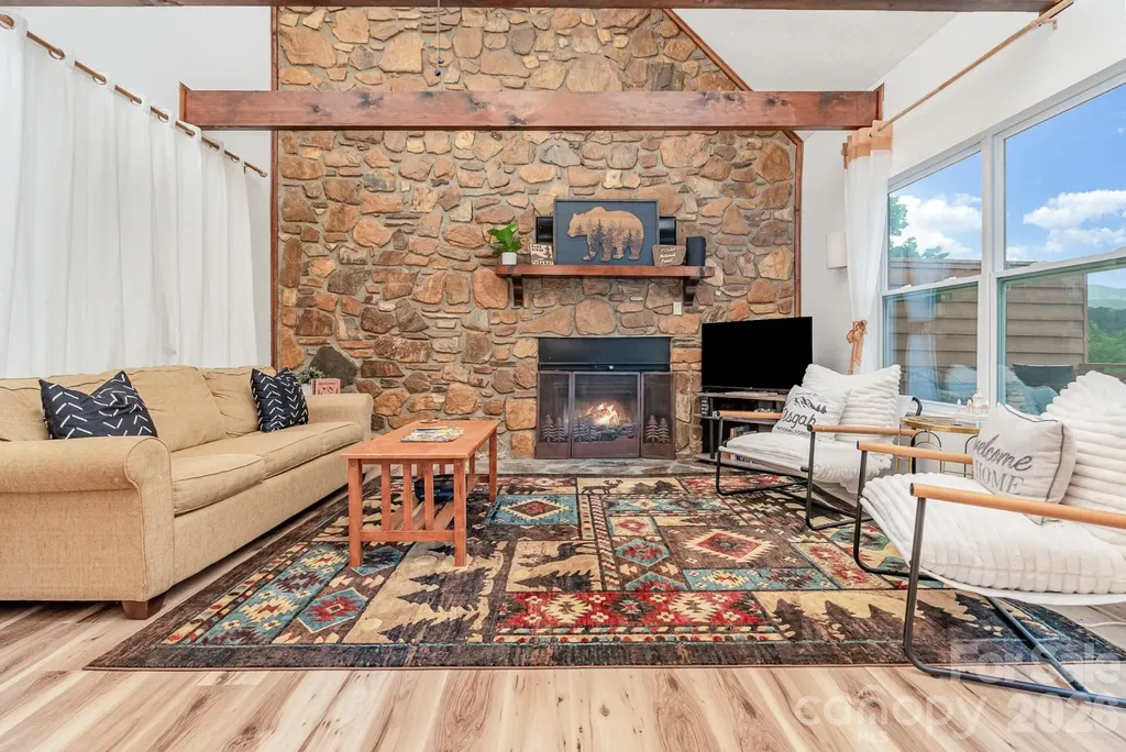 508 Over Look Drive Burnsville NC 28714