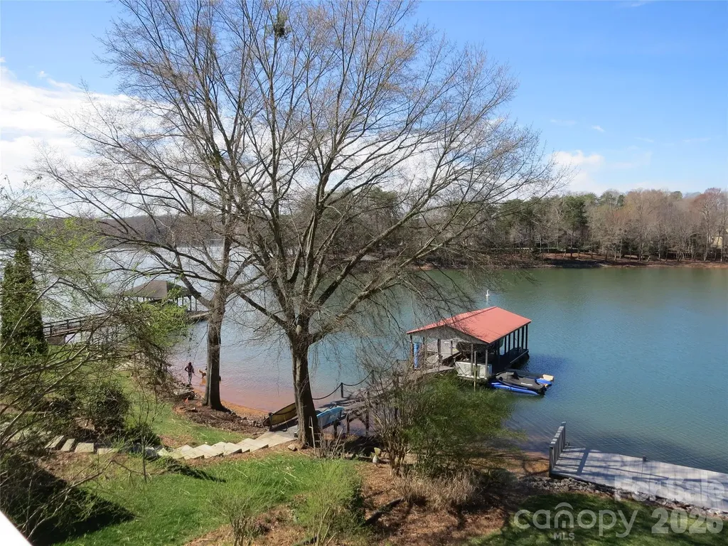 529 Catspaw Road Statesville NC 28677