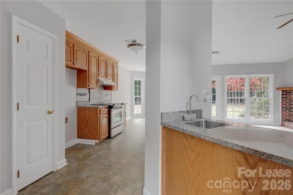 136 Trollingwood Lane Mooresville NC 28117